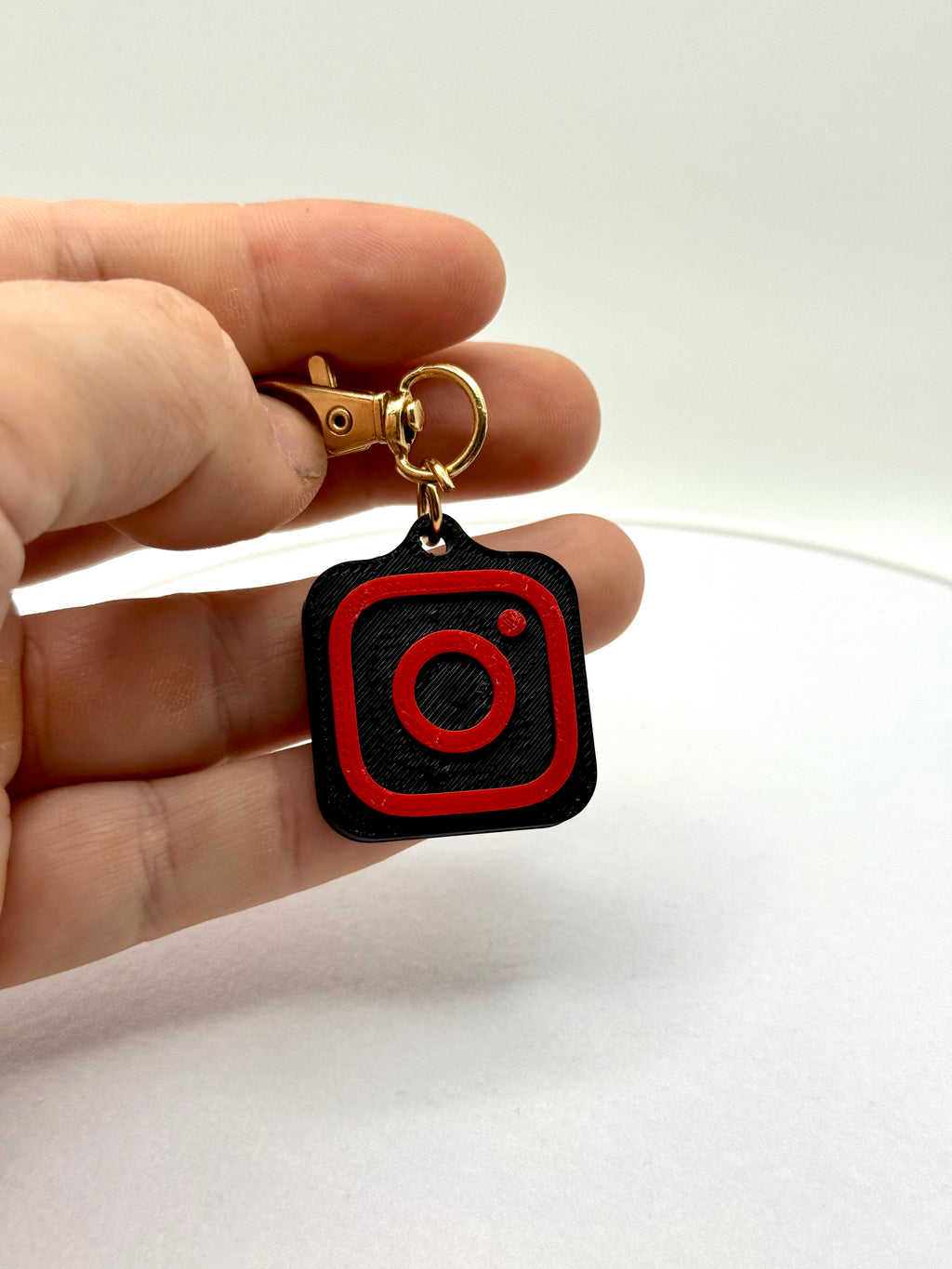 Tap to Share Keychain- Share Instagram, Website, or other profiles! NFC Tap Keychain, Digital Business Card